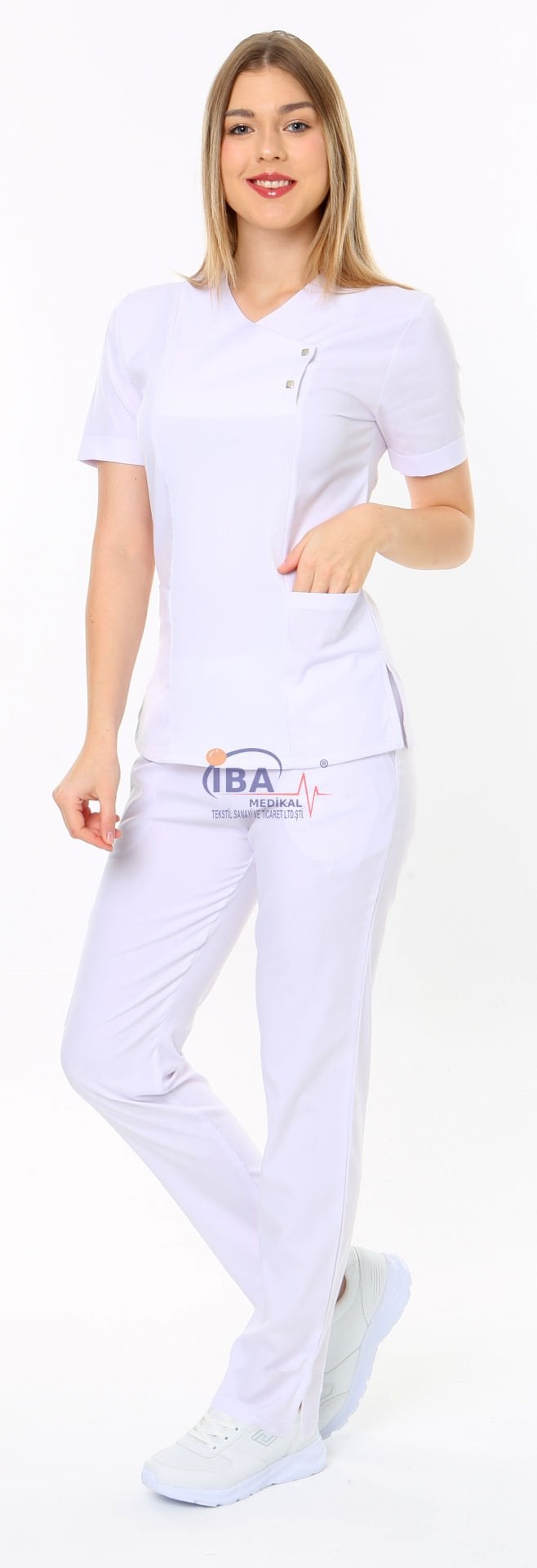 İ-Modern Çıtçıtlı Likralı Takım (Ribanalı) Beyaz - L